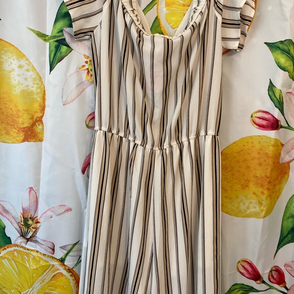 Beautiful LoveCuture Brand new pants Jumpsuit sz large off the shoulder type - Picture 8 of 9